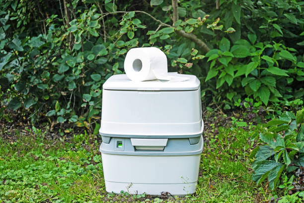 Best Porta potty rental near me  in Falls City, OR